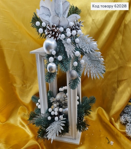 Фонарик дерев'яний білий з різдвяником та іграшками 60 см 620218 фото 1