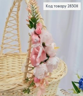Декоративна пов'язка для кошика РОЖЕВА з зайчиком та  квітами, 16*10см на зав'язках 283011 фото