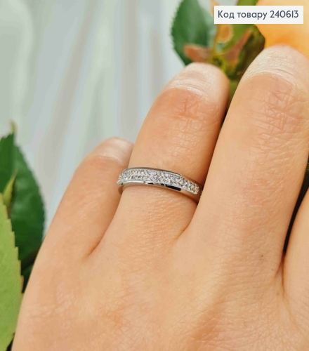 Перстень срібного кольору, в камінцях, сталь Stainless Steel 270017 фото 1