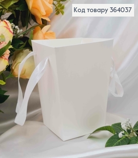 Набор флористических сумочек,12шт. белого цвета, картонная складная, с атласными ручками, 12*15см. 364037 фото