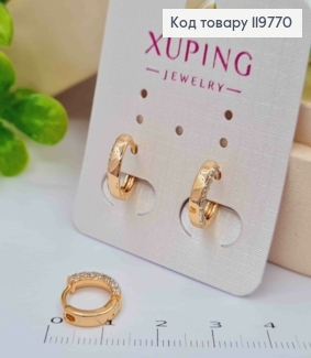 Серьги кольца украшены Блестящими камешками по краям, диаметр 1,1см, Xuping 18K 119770 фото