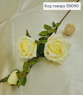 Искусственная ветвь с цветками розы белой на металлическом стержне 73см. 551090 фото