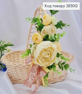 Декоративна пов'язка для кошика з МОЛОЧНИМ Піоном, квітами, зеленью та бантиком,22*13см на зав'язках 283012 фото