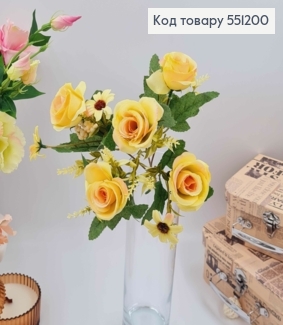 Композиція "Букет ЛИМОННО-ПЕРСИКОВІ троянди  5шт (3см)+ інші квіти", висота 32см 551200 фото