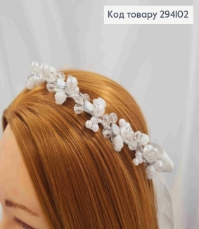 Венчик с бусинками и камешками, белого цвета, ручная работа. 294102 фото