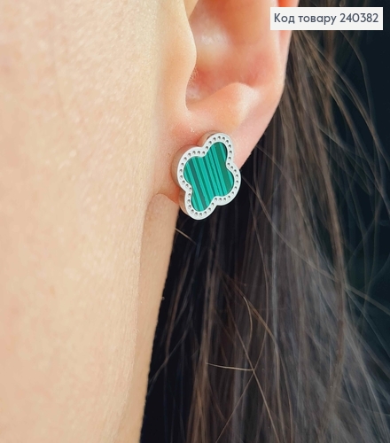 Серьги гвоздики серебряного цвета, с зеленой эмалью, "Van Cleef", 1,3см, сталь Stainless Steel 240382 фото 1