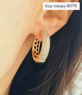 Серьги кольца украшены Блестящими камешками, ширина 6мм, диаметр 2,2см, Xuping 18K 119778 фото