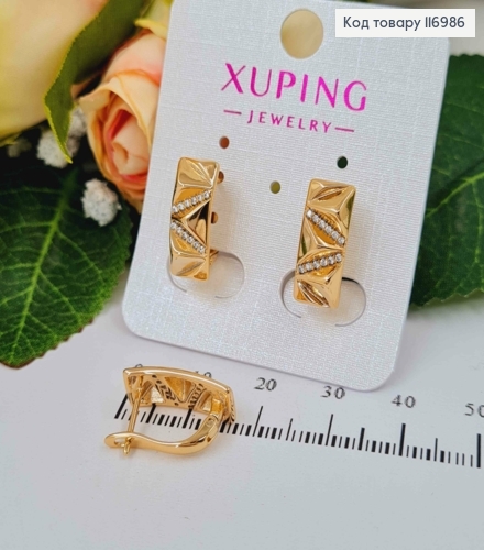 Серьги пластинки, фактурные с камешками, 1,5см, англ. зам, Xuping 18K 116986 фото 1