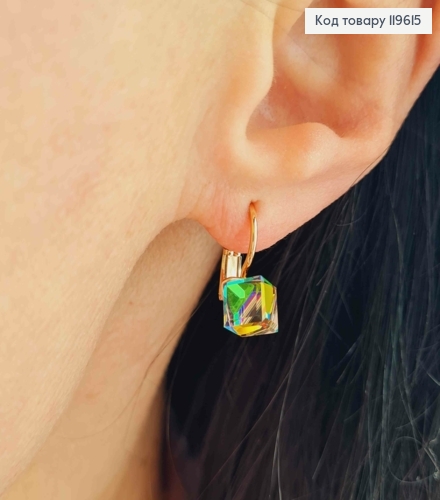 Серьги с Квадратным Зеленым камнем Сваровски Хамелеон, 1,5см, застежка левербек, Xuping 18К 119615 фото 1