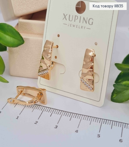 Серьги "Фактурная трапеция" с яркими камешками, 1,9см, англ. зам., XUPING 18K 118135 фото 1