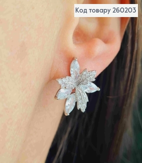 Сережки гвіздки срібного кольору, "Кленове листя" в камінцях (1,8см),сталь XianGuang 260203 фото