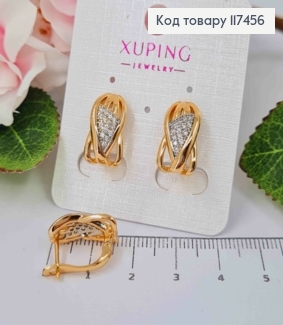 Серьги "Песочные Часы" украшены блестящими камешками, дл. 1,5см, англ. зам., XUPING 18K 117456 фото