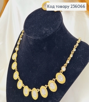 Набор колье и серьги овал в камнях золотой 236066 фото