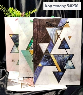 Пакет бумажный с геометрическим рисунком и золотым тиснением, 32*26*10см, в ассортименте 541236 фото