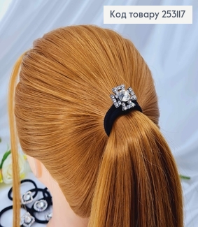 Резинка, з різними пластинками срібного кольору, з великим камінцем 253117 фото