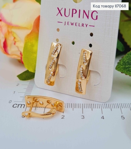 Серьги, пластинки с тремя стежочками в камешках, 2см, Xuping 18K 117068 фото 1