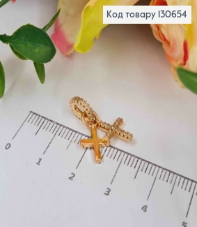 Два крестика на овальной подвеске украшены Блестящими камешками, 2*0,8см, Xuping 18К. 130654 фото