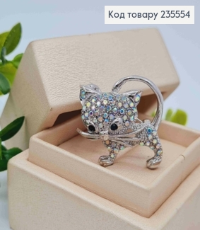 Брошь "Котик" украшена Блестящими камешками Хамелеон, Серебряного цвета, 3,2*2,7см 235554 фото