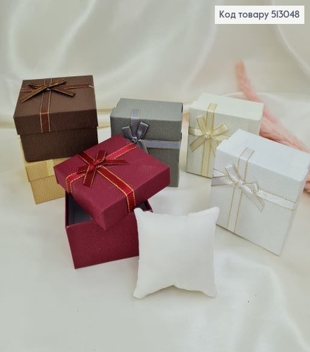 Коробка квадратна з бантиком   9* 9* 6  см в ас. 513048 фото 1
