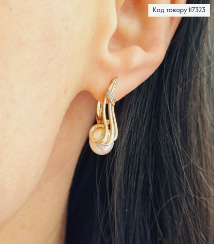 Серьги с жемчужиной и вензелями, дл. 2,2см, англ застежка, Xuping 18К 117323 фото 1