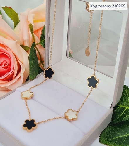 Цепочка 40+3.5 см Van Cleef, 5 подвесок, чёрная и перламутровая эмаль, цвет золотой, Stainless Steel 240269 фото 1