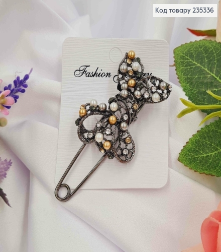 Брошь металл, Булавка графитового цвета, С Бантиком в камнях и жемчужинах разного цвета, 8см 235336 фото 1