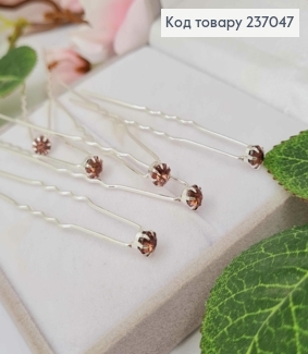 Шпилька-Рогач з камінцями Фіолетово-коричневого кольору 237047 фото