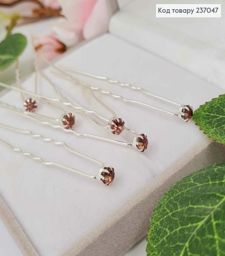 Шпилька-Рогач з камінцями Фіолетово-коричневого кольору 237047 фото 1