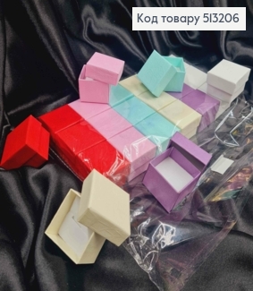 Коробка квадратная с Тиснением, 4*4*3см, цвета в ассортименте. 513206 фото