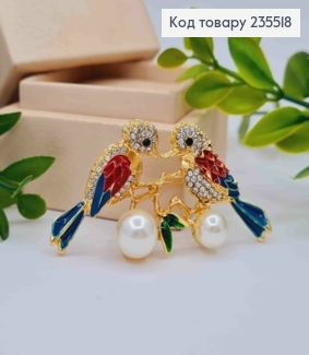 Брошь металл "ПТИЦЫ" с Блестящими камнями и Жемчужинами, 5,5см, с Синими хвостами, Золотая 235518 фото