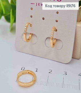 Сережки кільця прикрашені Трьома Блискучими камінцями, діаметр 1,3см,  XUPING 18К 119176 фото