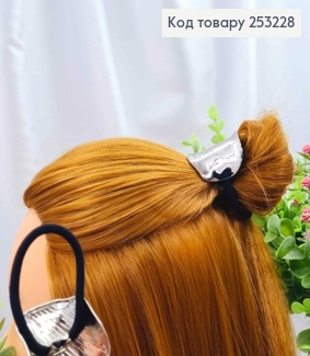 Резинка с брошью Серебряного цвета, резинка 5см, брошь 4см 253228 фото