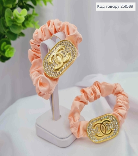 Резинка жатка Розового цвета, с пластиной "Шанель" в камнях, 6см 251089 фото 1