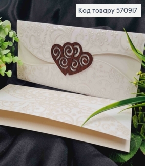 Конверт БЕЛОГО цвета, украшенный тиснением Вензели + 2 Деревянные Сердца, 23*10см 570917 фото