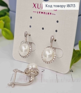 Серьги родованные Жемчужинка в оправе из камней, 1,6см, английская застежка, Xuping 181713 фото