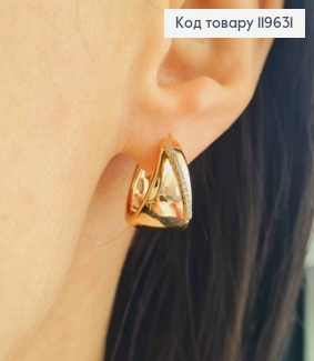 Серьги кольца, расширенные к низу украшены Блестящими камешками в один ряд, 1,7см, Xuping 18K 119631 фото