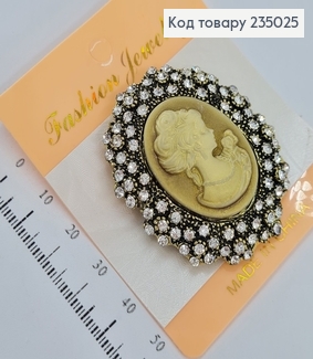 Брошь металл бронзовая Леди с камнями 235025 фото