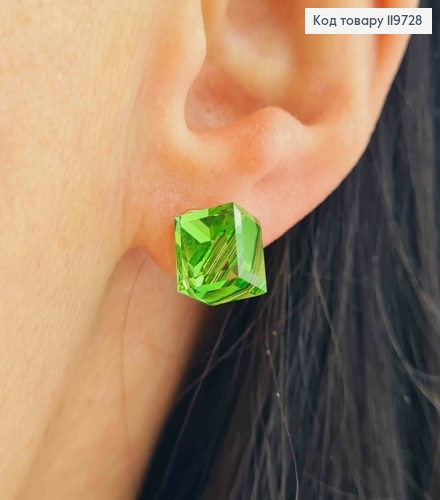 Серьги гвоздочки с Салатовым камнем Сваровски Хамелеон, 1,2см, Xuping 18К 119728 фото 1