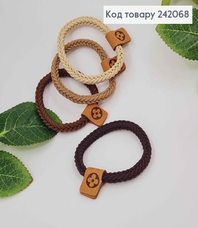 Резинка 5,5см, плетеная косичка с бирочкой с известными брендами. цвета в ассорт. 242068 фото