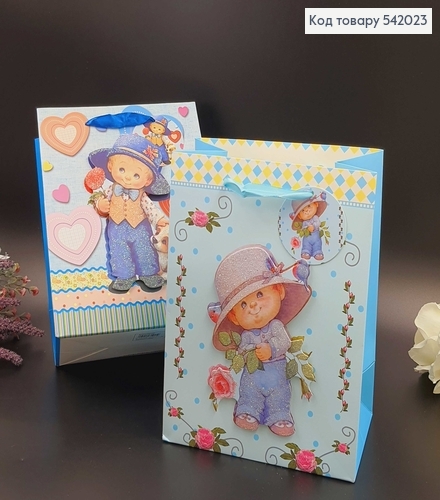 Пакет бумажный средний Ребенок блеск 23х17,5 см в асс. 542023 фото 4