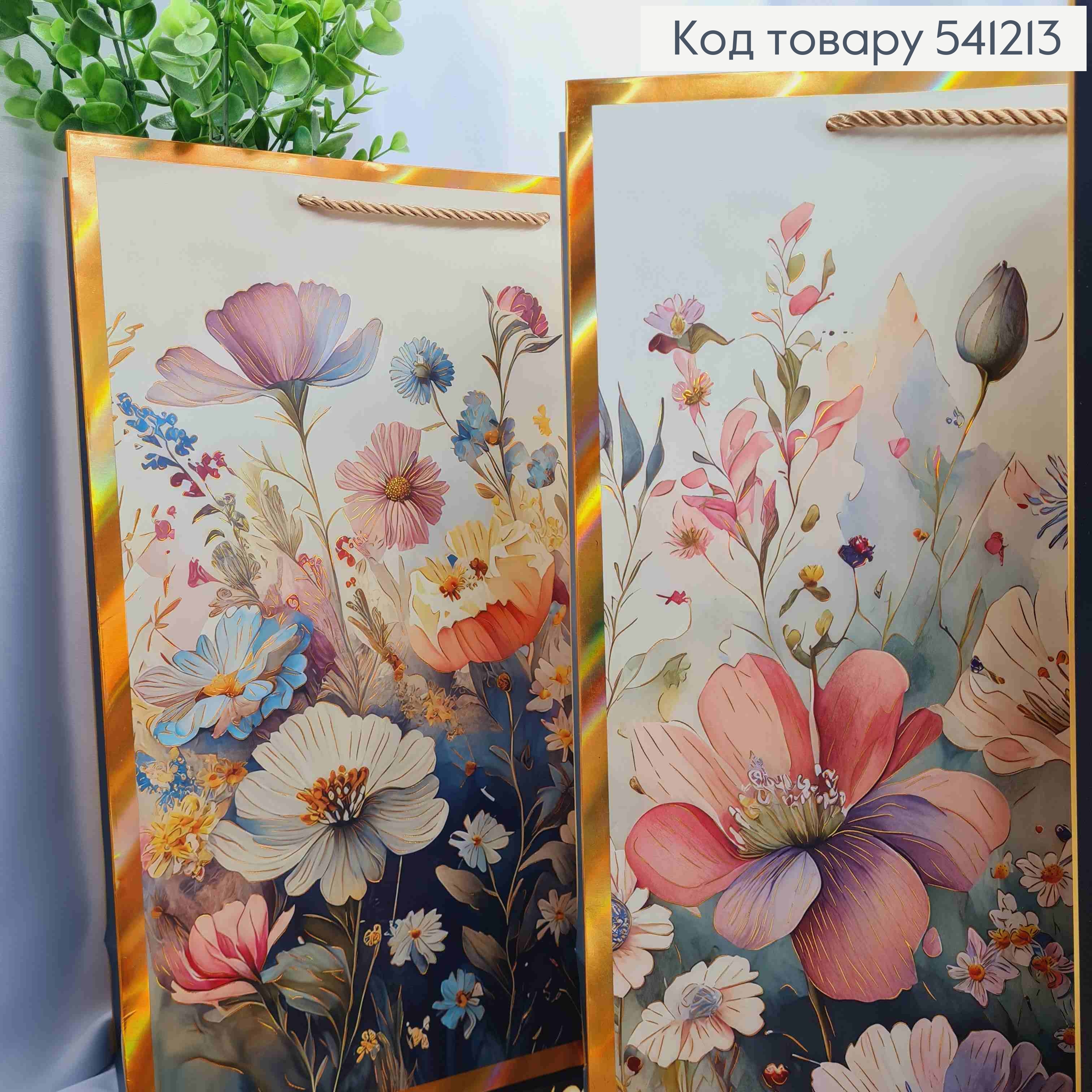Пакет бумажный с принтом "Весенние Цветы" с Золотым тиснением, 42*31*12см, в ассортименте 541213 фото 2