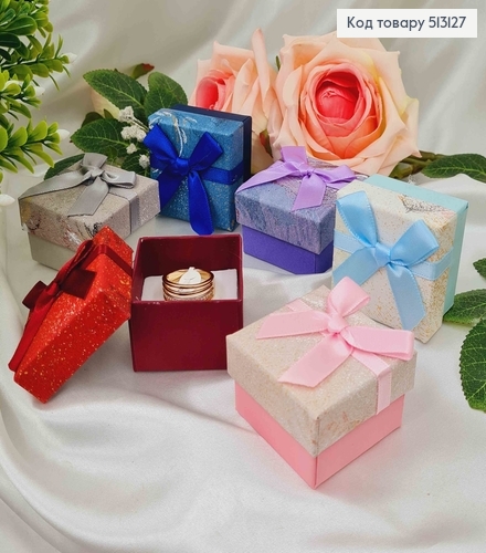 Коробка с хаотическими разводами и атласным бантиком, 5*3,5 см, цвета в ассорт. 513127 фото 1