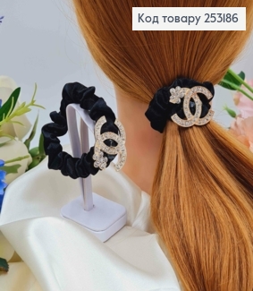Резинка жатка 6см, Чорного кольору, з пластинкою "Шанель" з квіточкою, в камінцях 253186 фото
