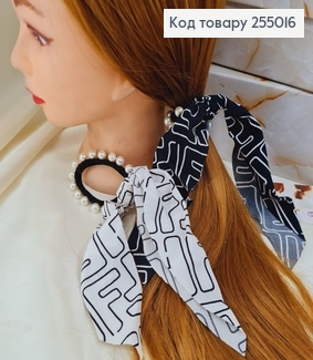 Резинка - хвост с платком и жемчужинами черная/белая 255016 фото