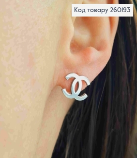 Сережки гвіздки срібного кольору, CHANEL, 0,9см, Stainless Steel 260193 фото