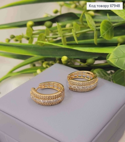 Серьги кольца украшены Блестящими камешками, ширина 8мм, диаметр 1,8см, Xuping 18K 117948 фото 2