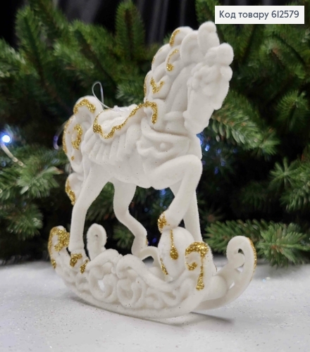 Новогодняя фигура КОНЬ НА САНЯХ, бархат, цвет БЕЛЫЙ+ЗОЛОТО, 10*9см, Украина 612579 фото 1
