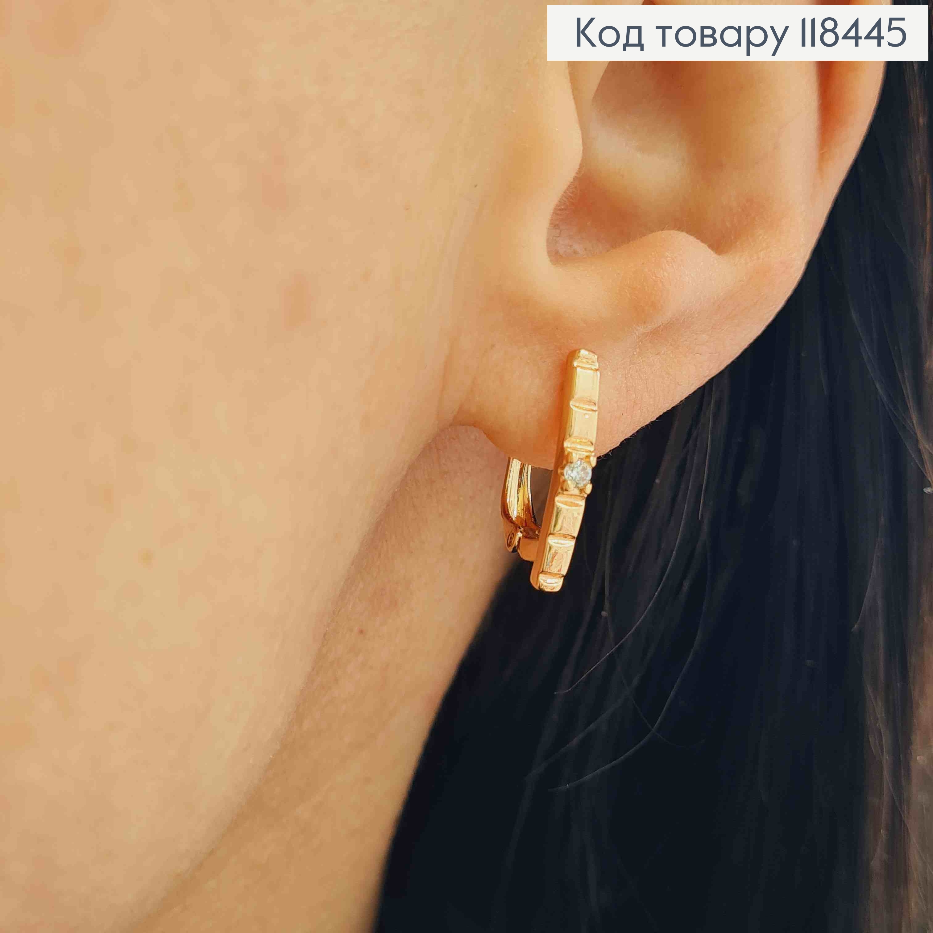 Серьги с блестящим камнем и тиснением, длина 1,7см, английская застежка, XUPING 18K 118445 фото 3
