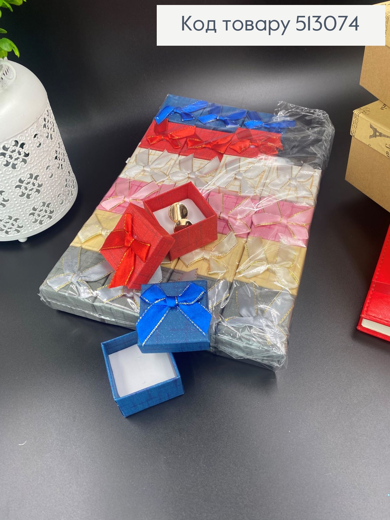 Коробка с Бантиком с люрексом однотоная, 4,5х3х4,5см, в ассорт. 513074 фото 1