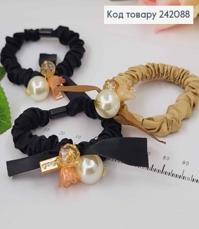 Резинка жатка атласна, з бусинками та рожевою трояндочкою 242088 фото